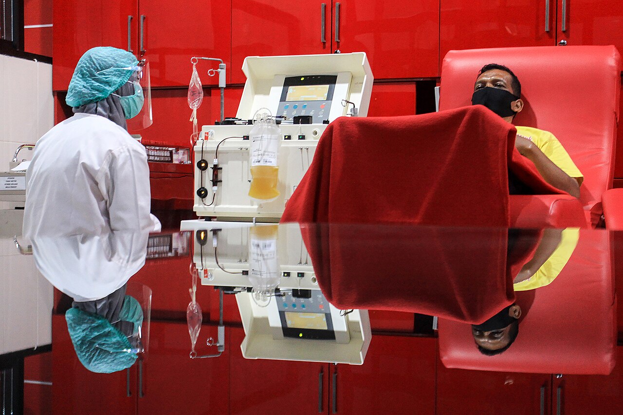 Alat pengambilan plasma darah di ruang donor